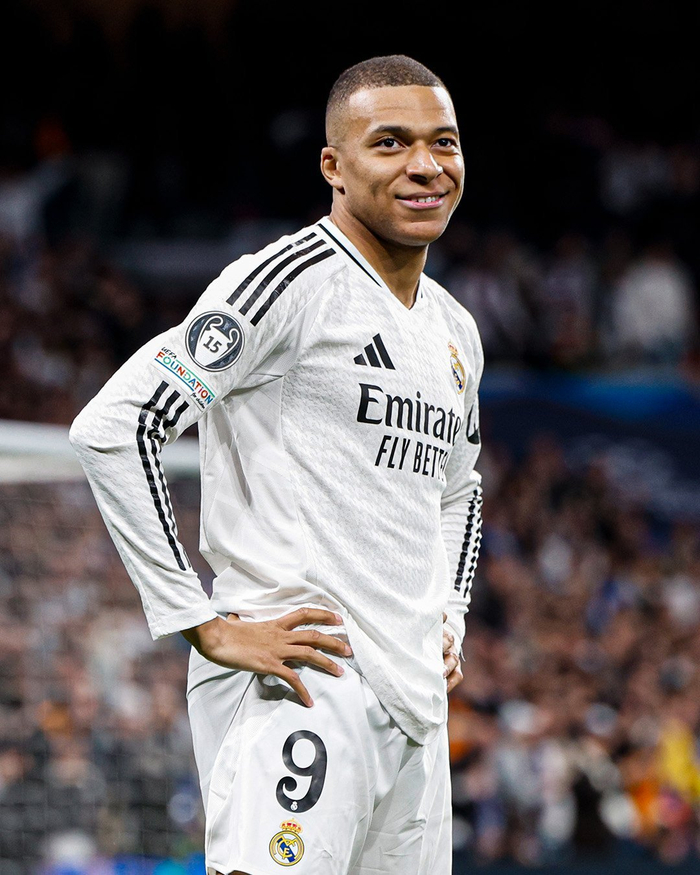 如何打破詹姆斯连续上双记录？杜兰特连续打满大约12个赛季（谁能终结詹姆斯连场得分上双纪录？杜兰特若连续满勤约12个赛季能否改写历史）