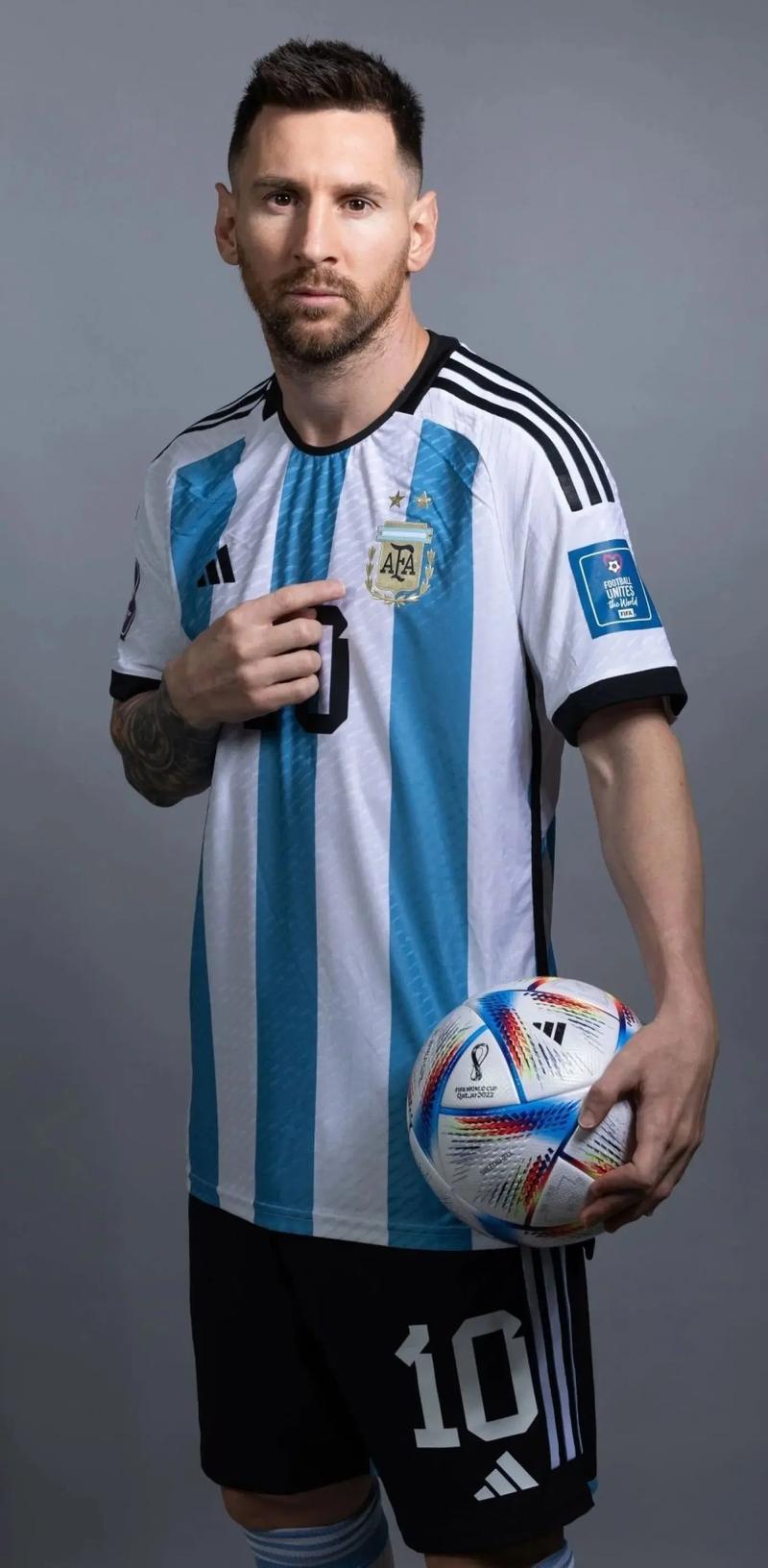 美记：克拉克斯顿是勇士潜在的目标，但篮网对库明加并无兴趣（美记称：勇士将克拉克斯顿列为潜在引援目标，篮网无意库明加）