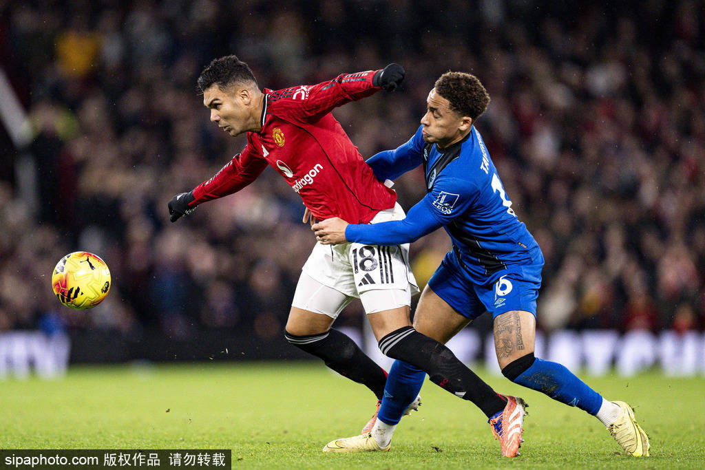 队报预测法国世界杯首战后防线：迪涅、孔德、萨利巴、于帕（队报：法国队世界杯首战后防线或由迪涅、孔德、萨利巴、于帕组建）