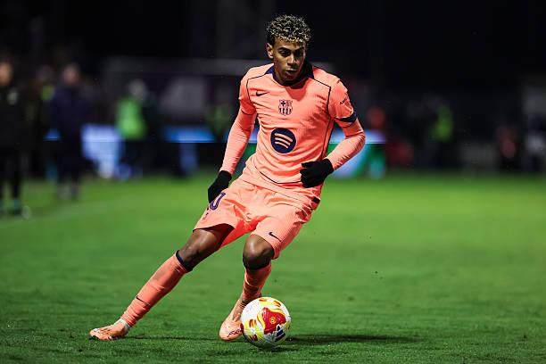 科尔：我们很快会迎来追梦和霍福德回归，所以我们拥有足够体型（科尔：追梦、霍福德即将回归，阵容尺寸不成问题）